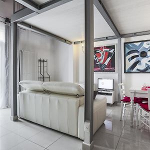 Studio met een King Size Bed